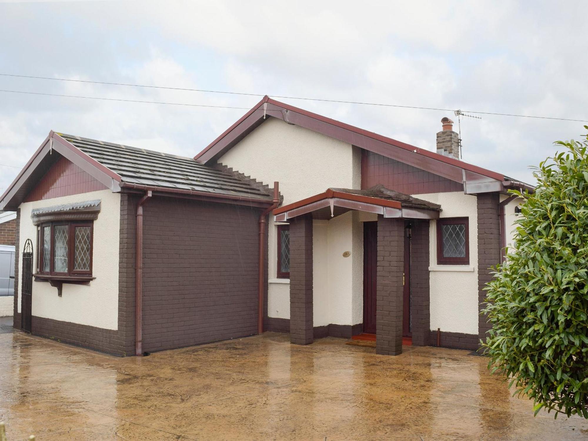 Sea Breeze Holiday home *